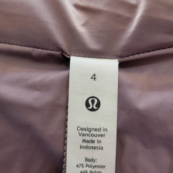 Lululemon Hooded Insulated Wrap in Heathered Purple Size 4 - Picture 8 of 13